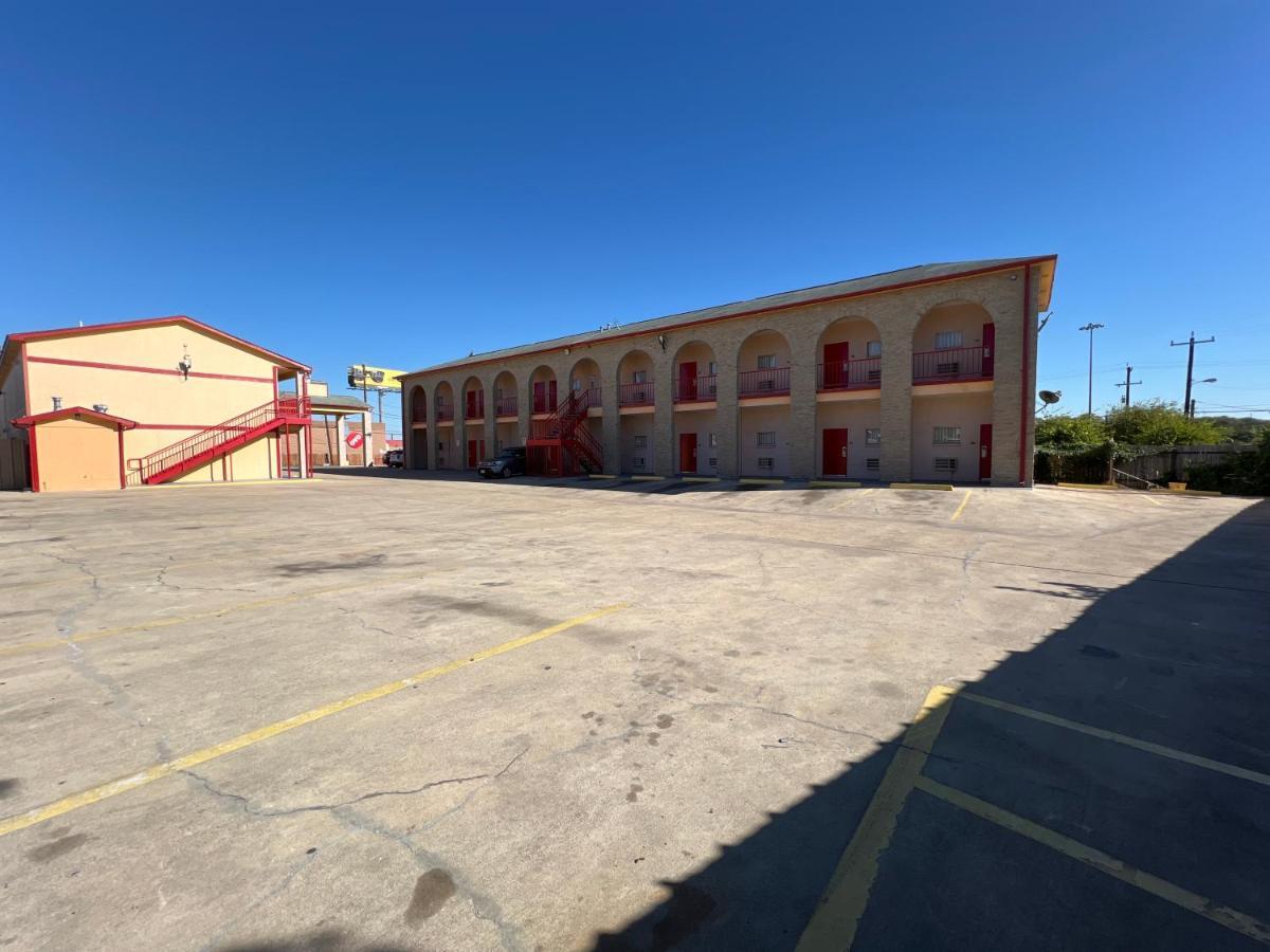 Executive Inn & Suites Lackland Afb San Antonio Extérieur photo