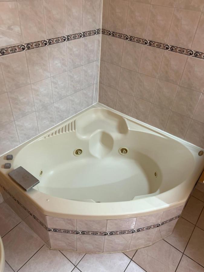Executive Inn & Suites Lackland Afb San Antonio Extérieur photo
