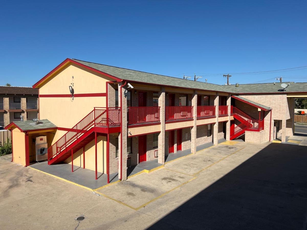 Executive Inn & Suites Lackland Afb San Antonio Extérieur photo